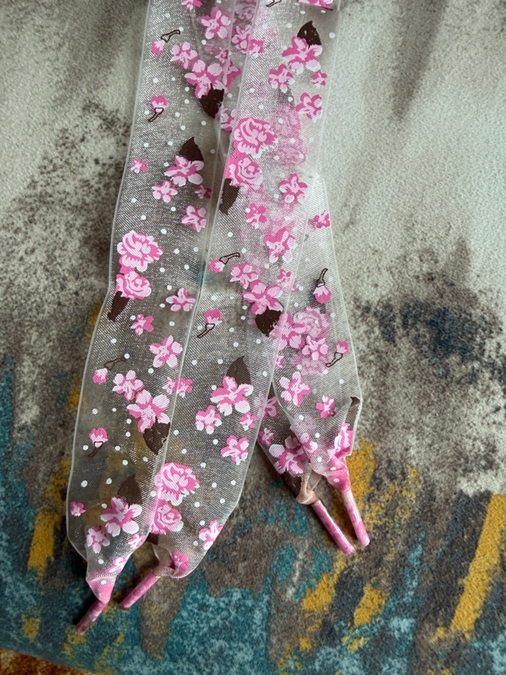 Clear White Shoe Laces with Pink Flowers and Tiny White Dots - 1 Pair - Picture 2 of 2